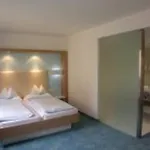 Dom-hotel Отель Линц