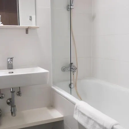 Dom-hotel Hotell Linz