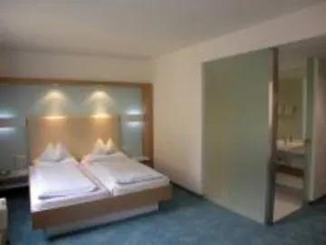Dom-hotel Hotell Linz